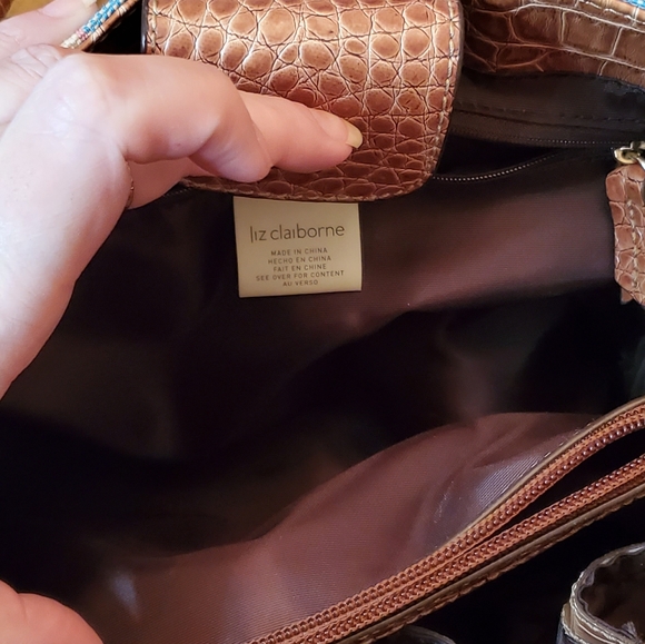 Liz Claiborne Faux Alligator Bag w Striped Fabric - Picture 6 of 10